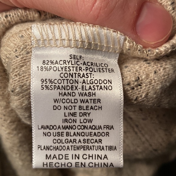 Listicle Rockport Textured Pullover - Picture 9 of 9